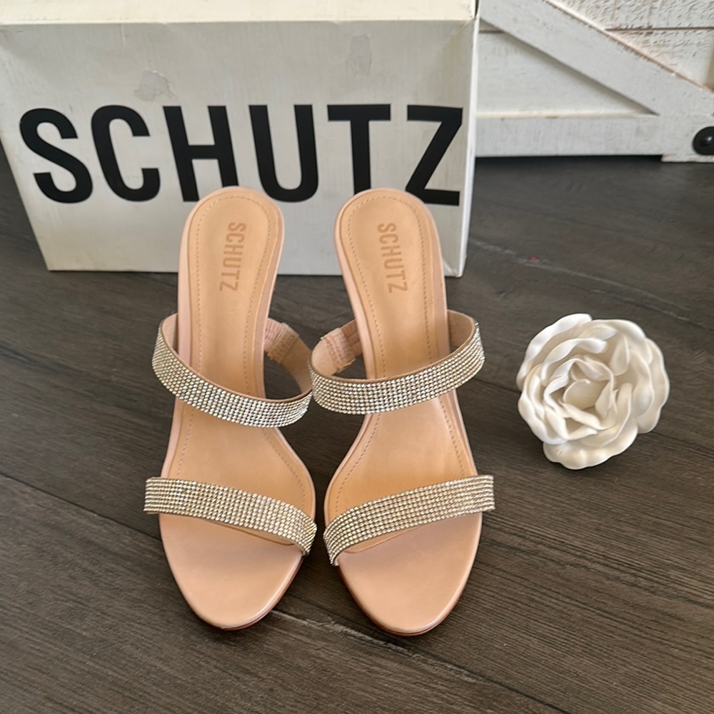 SCHUTZ Tan Heels with Sleek Stiletto Design